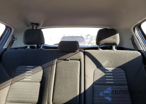 2018 Kia Sportage Lx z USA, uszkodzony, nr VIN KNDPMCAC6J7334135